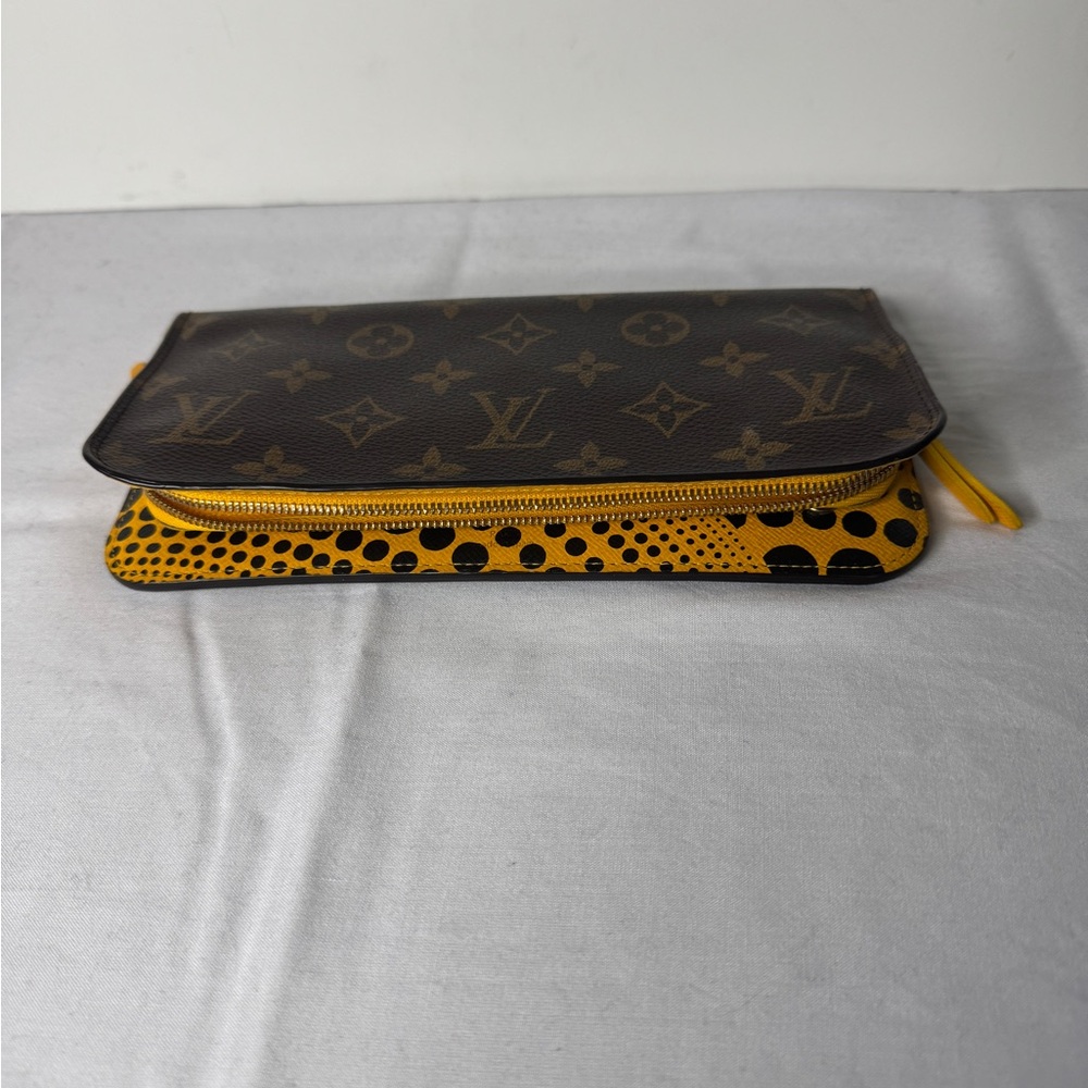 Louis Vuitton Monogram Kusama Waves Insolite Wallet